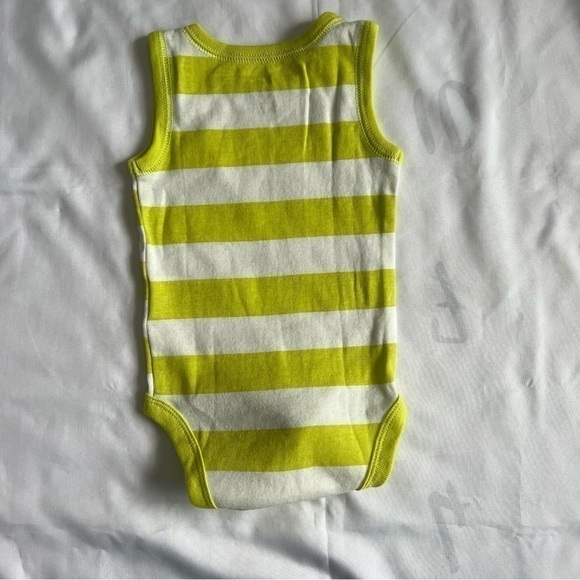 Set of 5 Carter’s Sleeveless Beach Themed Onesies in Size 3 Months - Picture 10 of 16